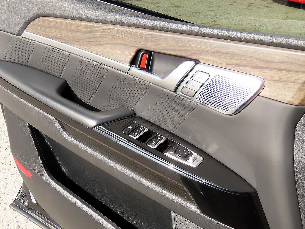 KIA Mohave - Vista 12