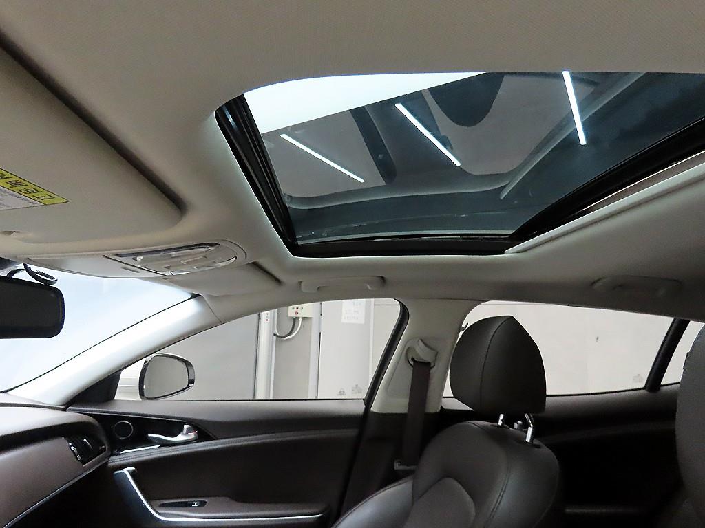 KIA Stinger 2018 Blanco - Importación desde Corea - HF Imports Iquique - Foto 17