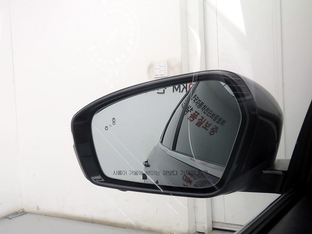 HYUNDAI Grandeur - Vista 5