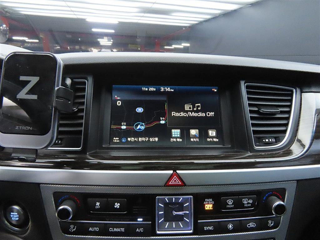 Genesis G80 2018 Negro - Importación desde Corea - HF Imports Iquique - Foto 13