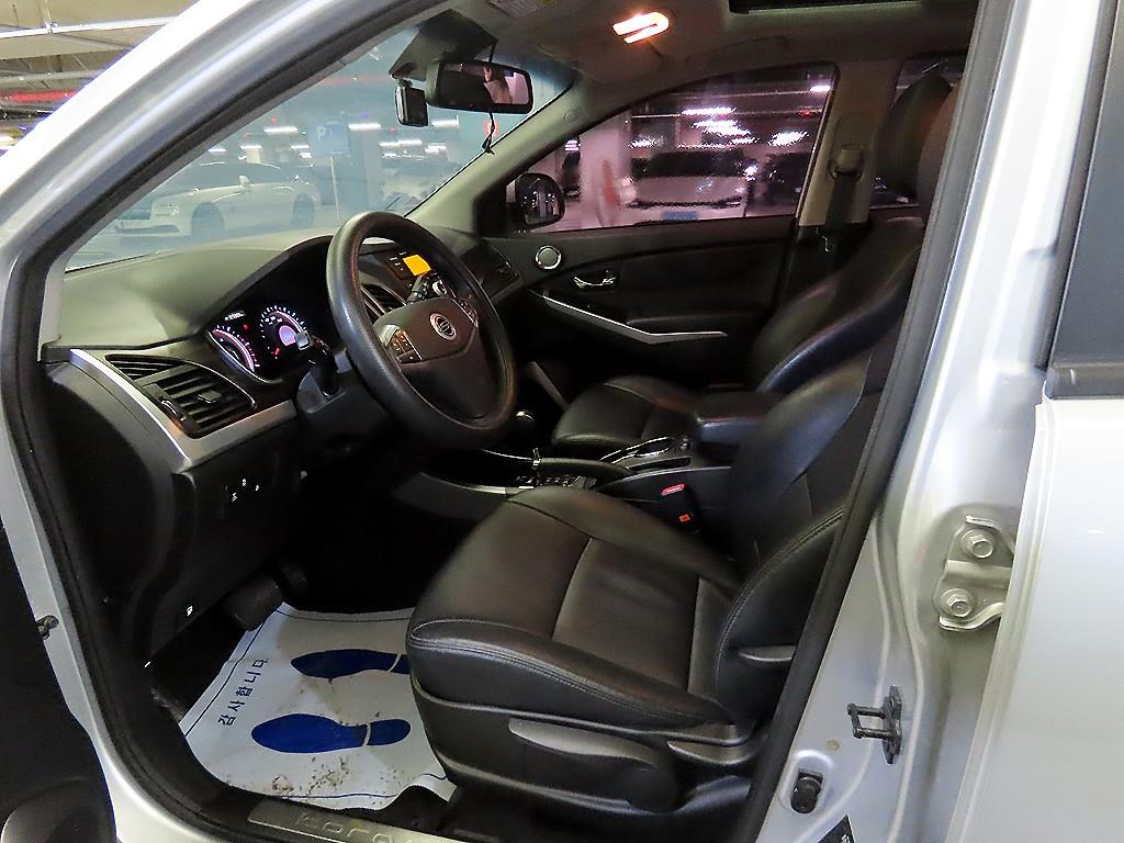 Ssangyong Korando - Vista 6