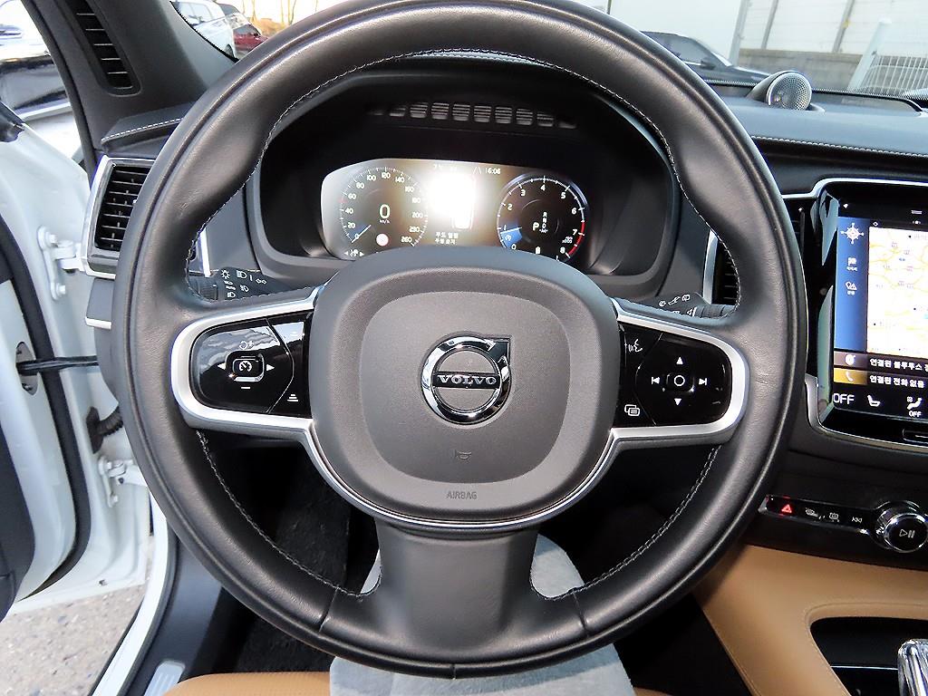 Volvo XC90 - Vista 8