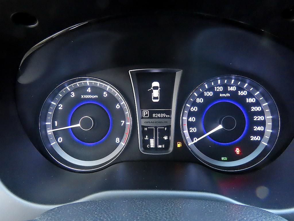 HYUNDAI Grandeur - Vista 9