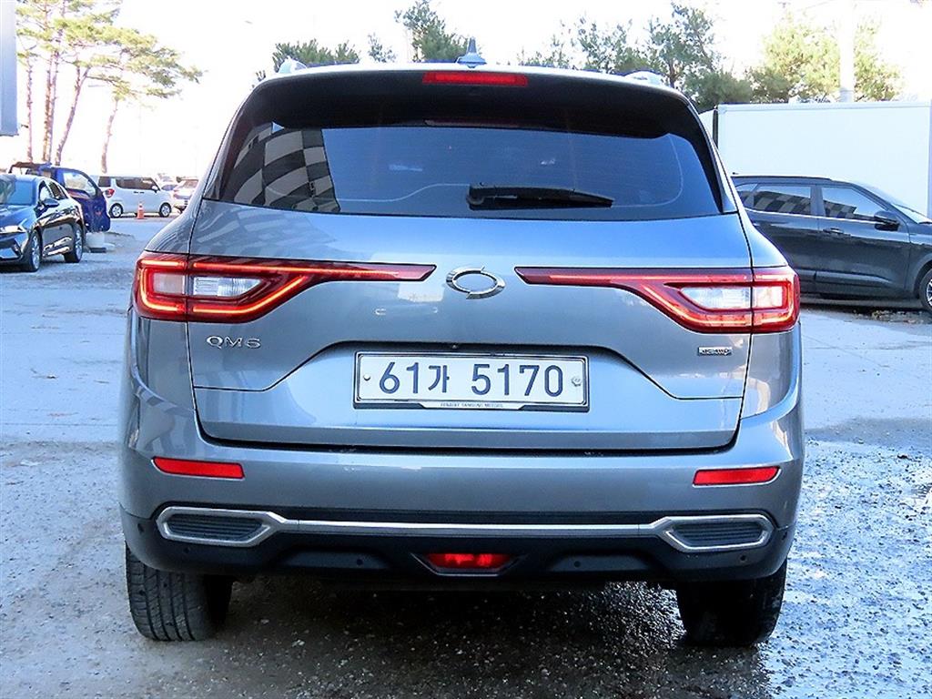 SAMSUNG QM6 - Vista 4