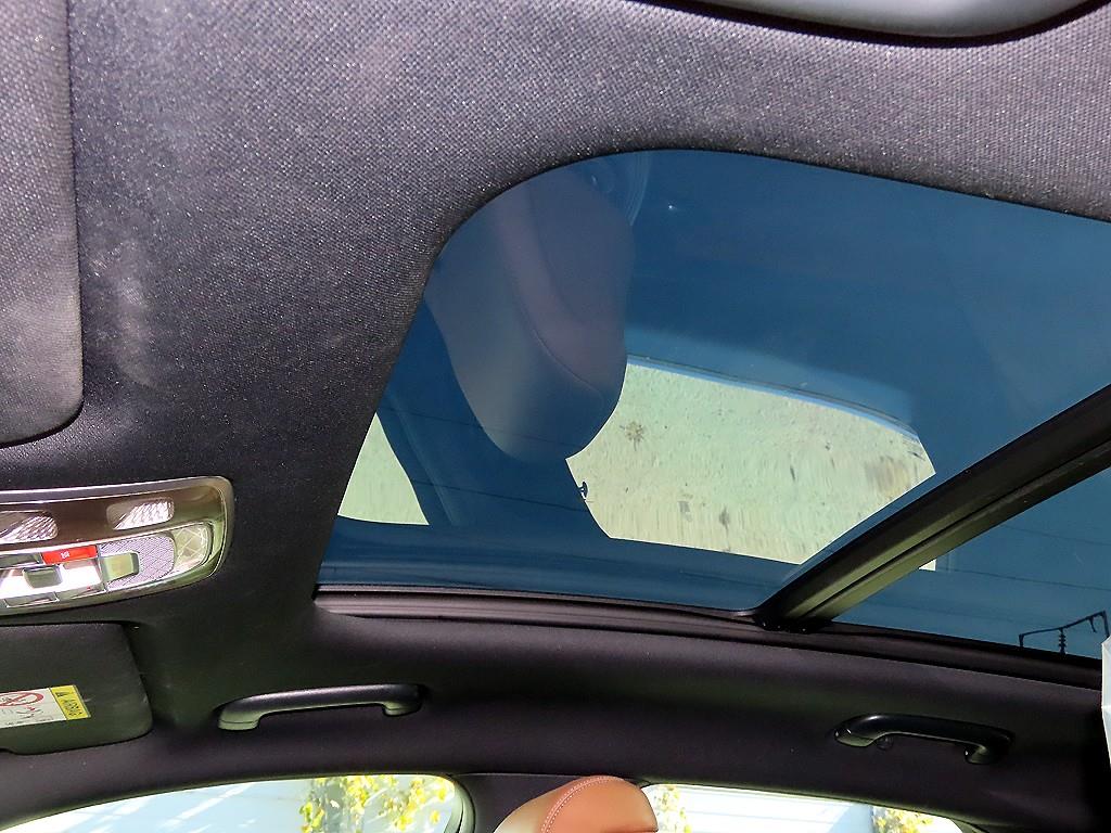 Genesis GV70 2022 Azul - Importación desde Corea - HF Imports Iquique - Foto 18