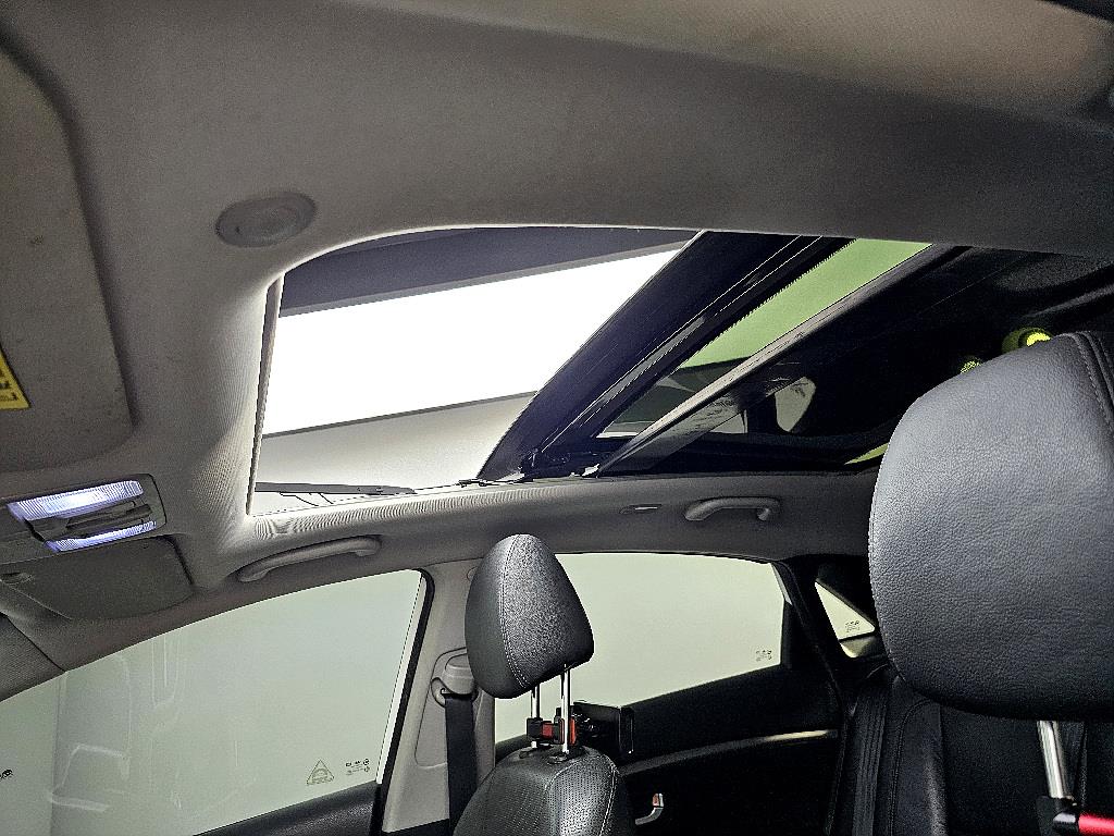 HYUNDAI i30 - Vista 12