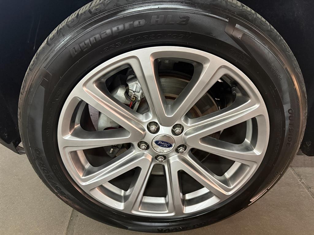 Ford Explorer - Vista 8