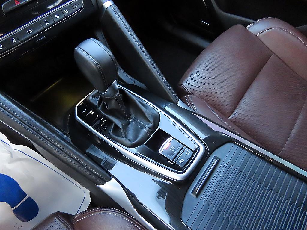 SAMSUNG QM6 - Vista 10