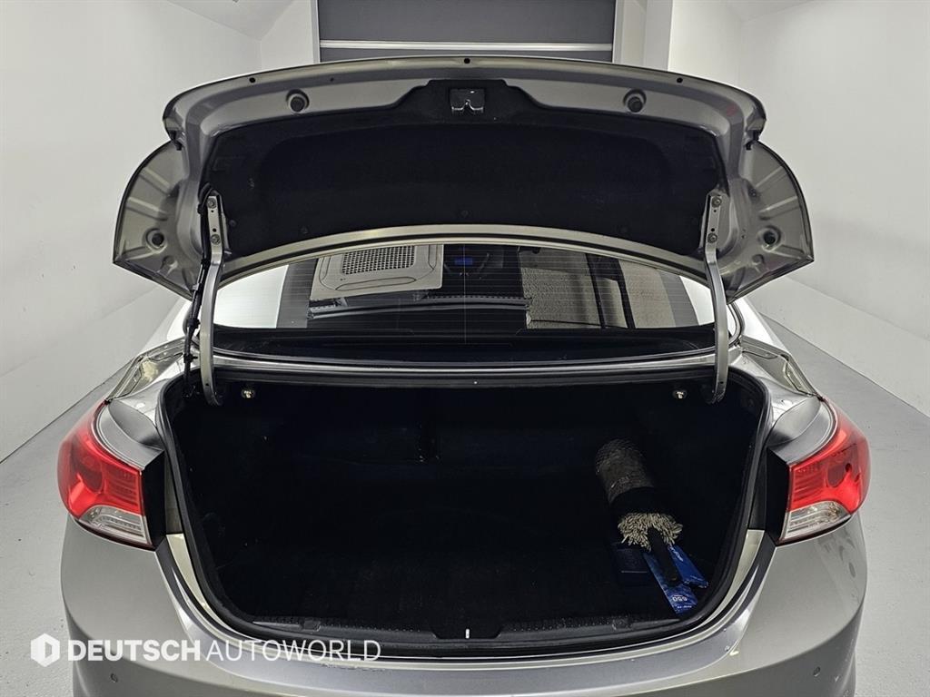 HYUNDAI Avante 2012 Gris - Importación desde Corea - HF Imports Iquique - Foto 20