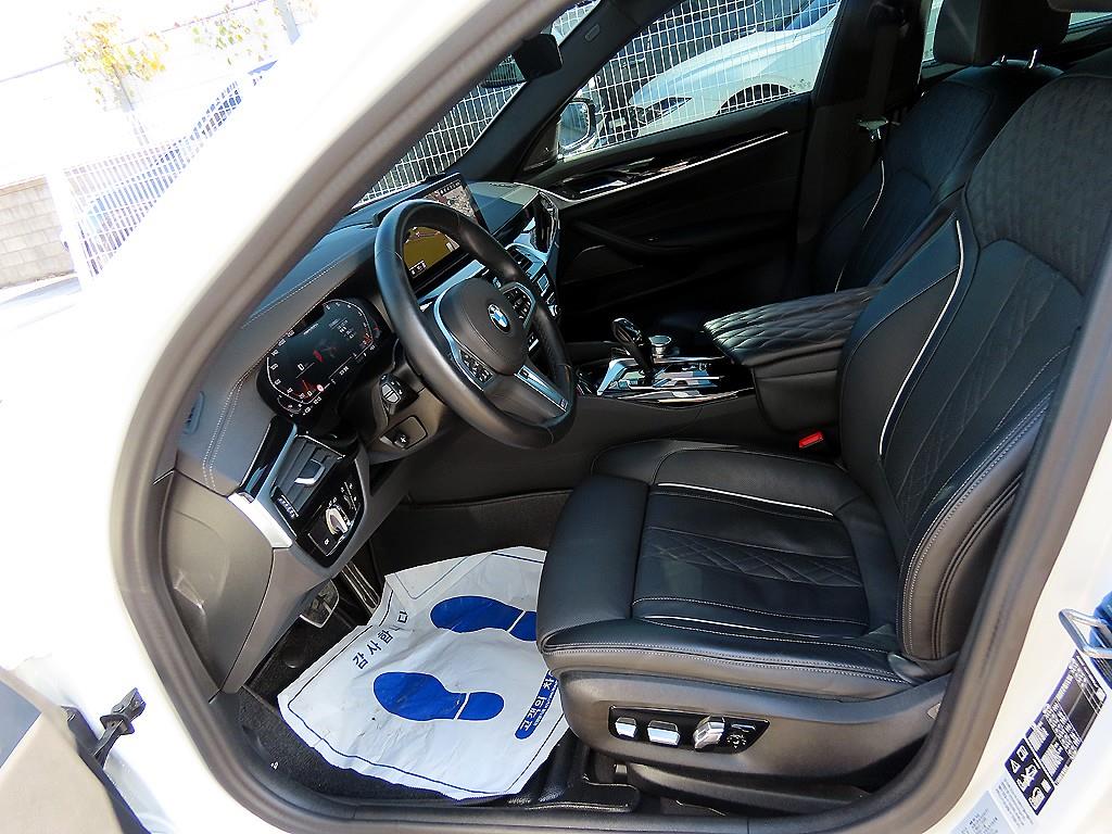 BMW 5 Series - Vista 5