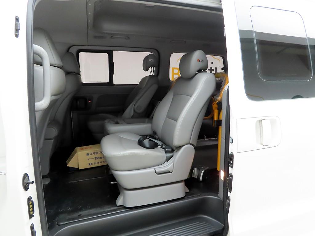 HYUNDAI Starex 2019 Blanco - Importación desde Corea - HF Imports Iquique - Foto 13