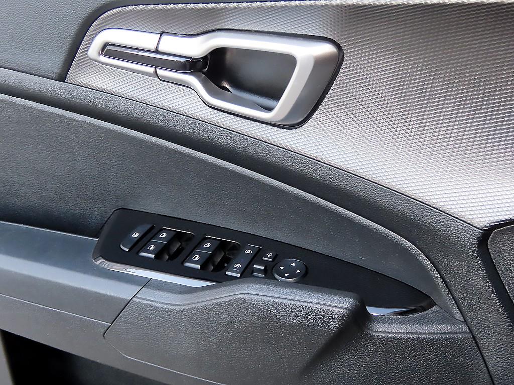 KIA Sportage - Vista 11