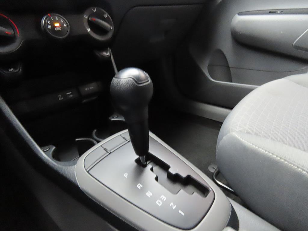 KIA Morning - Vista 11