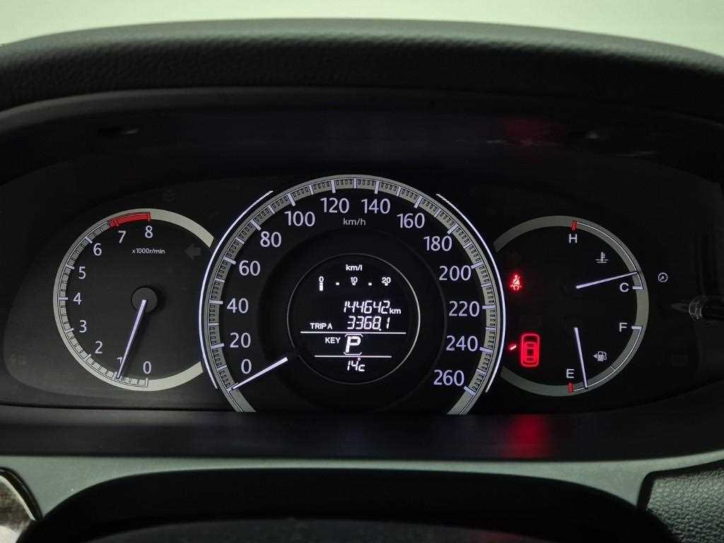 Honda Accord - Vista 6