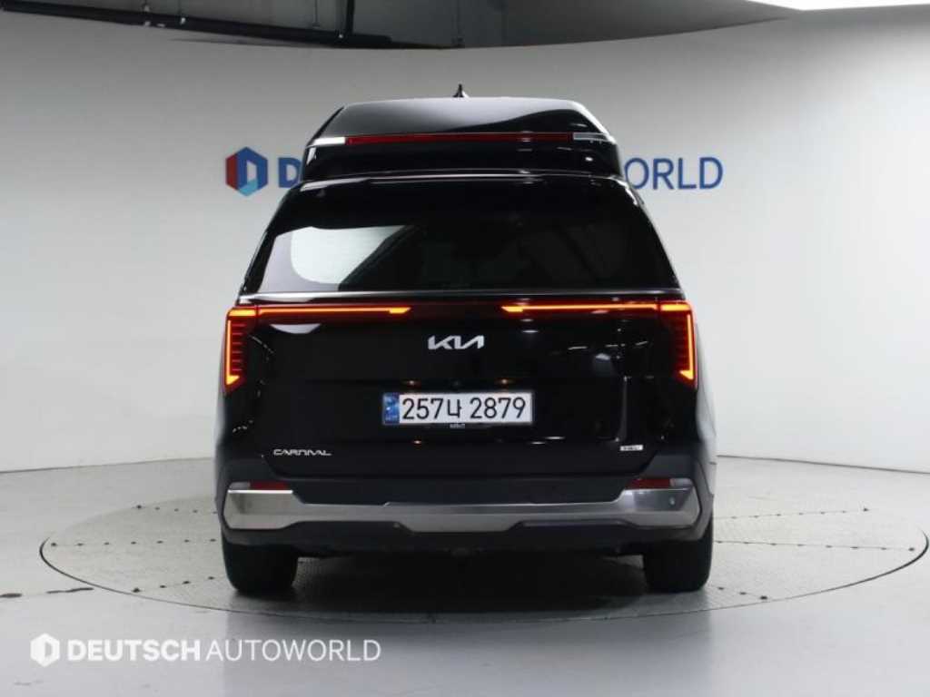 KIA Carnival - Vista 4