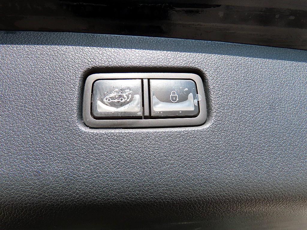 Genesis GV70 2022 Azul - Importación desde Corea - HF Imports Iquique - Foto 17