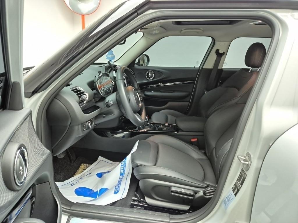 Mini Clubman - Vista 11