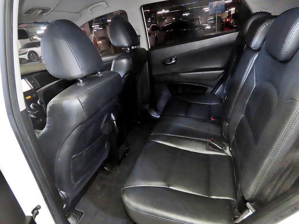 Ssangyong Korando - Vista 7