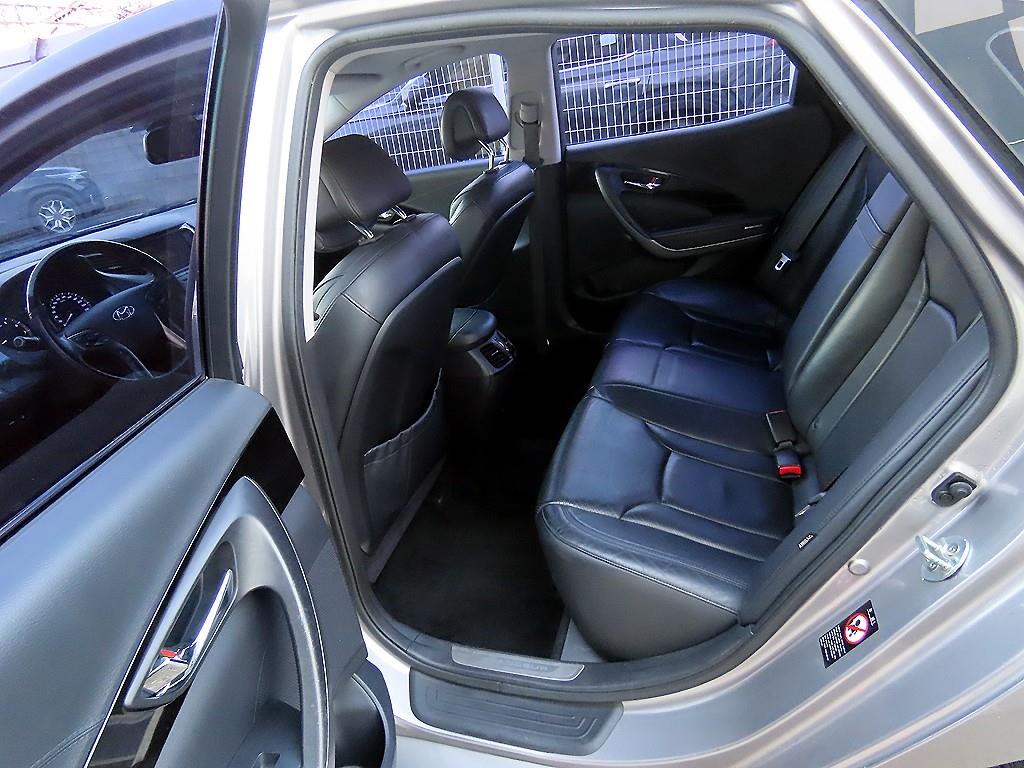 HYUNDAI Grandeur - Vista 6