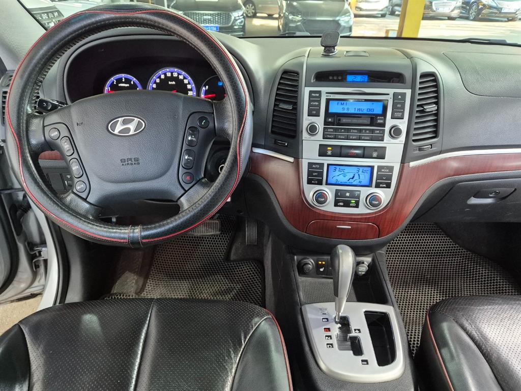 HYUNDAI Santa Fe - Vista 8