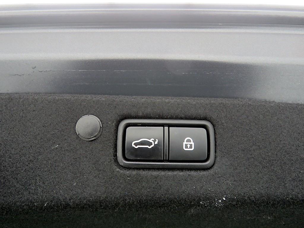 HYUNDAI Grandeur - Vista 4