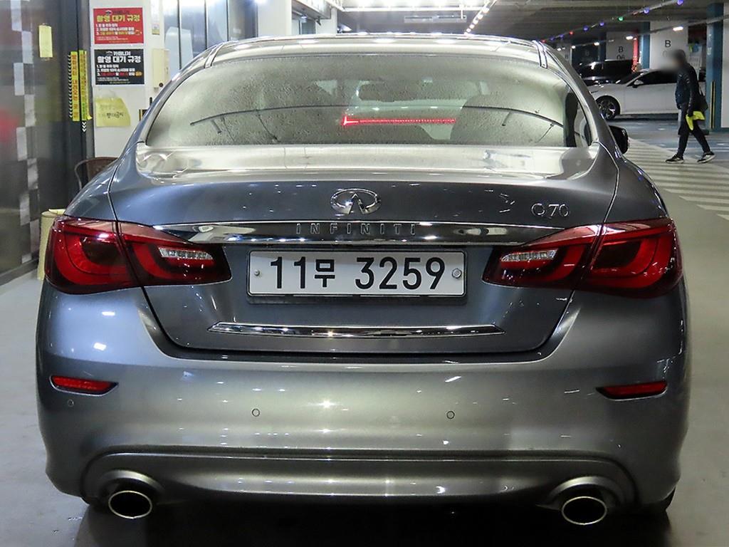 Infiniti Q - Vista 5