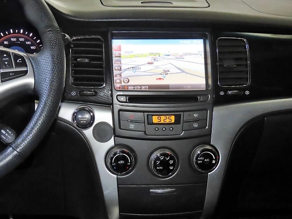 Ssangyong Korando - Vista 11