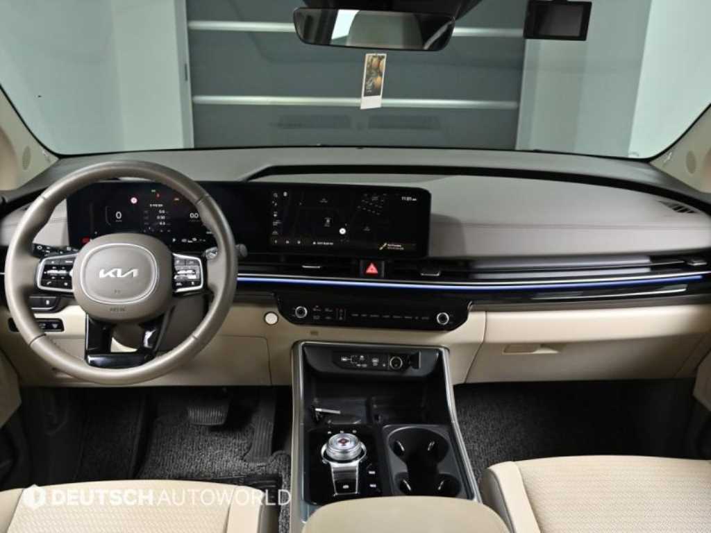 KIA Carnival - Vista 7