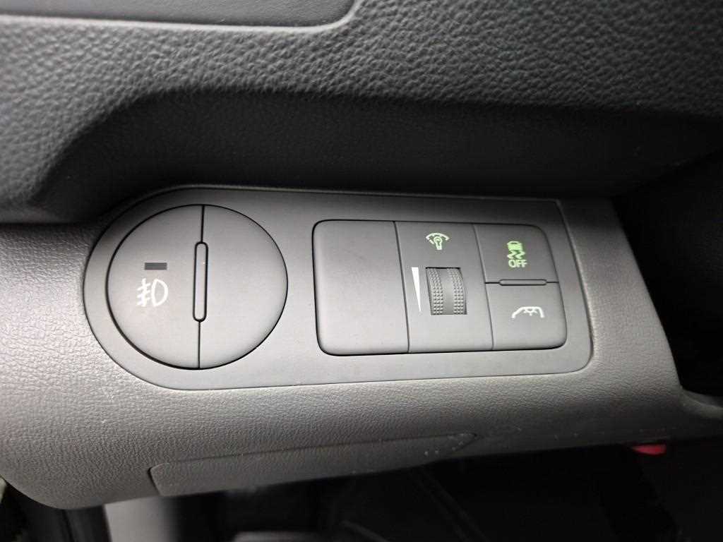 HYUNDAI Starex 2015 Plateado - Importación desde Corea - HF Imports Iquique - Foto 17