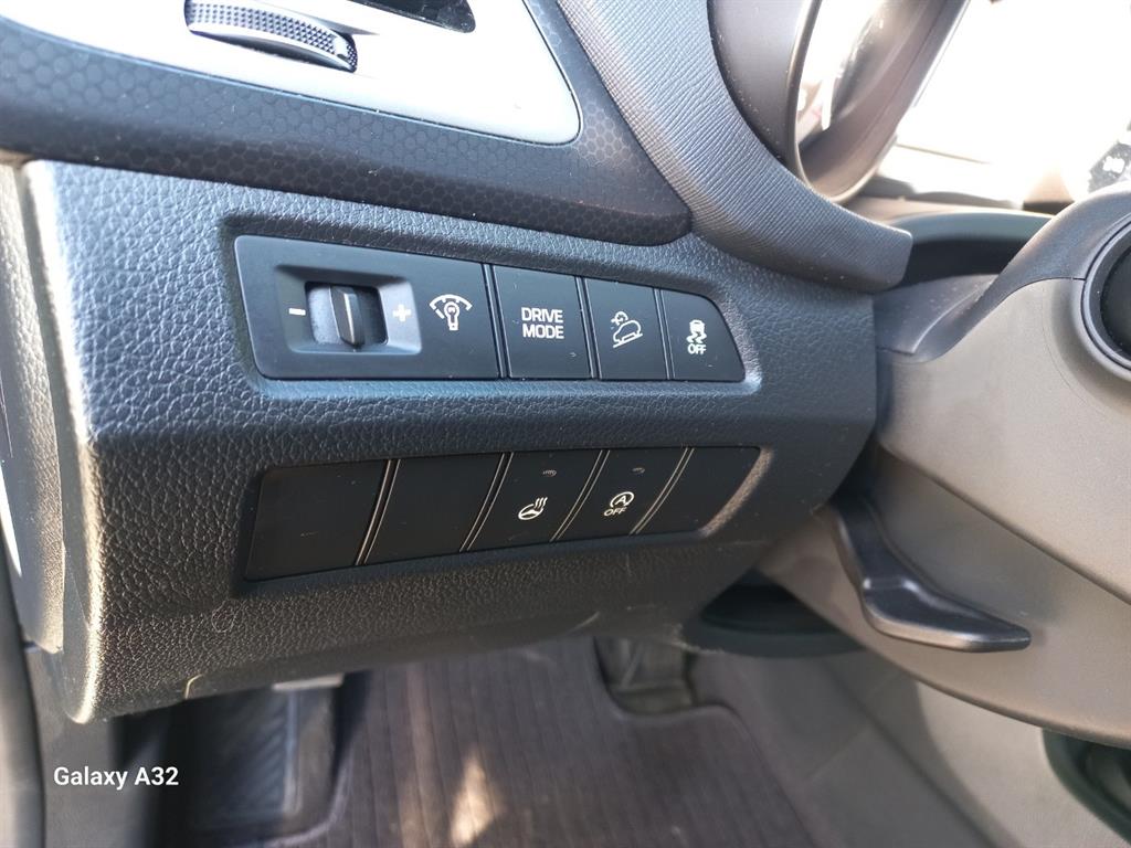 HYUNDAI Santa Fe - Vista 6