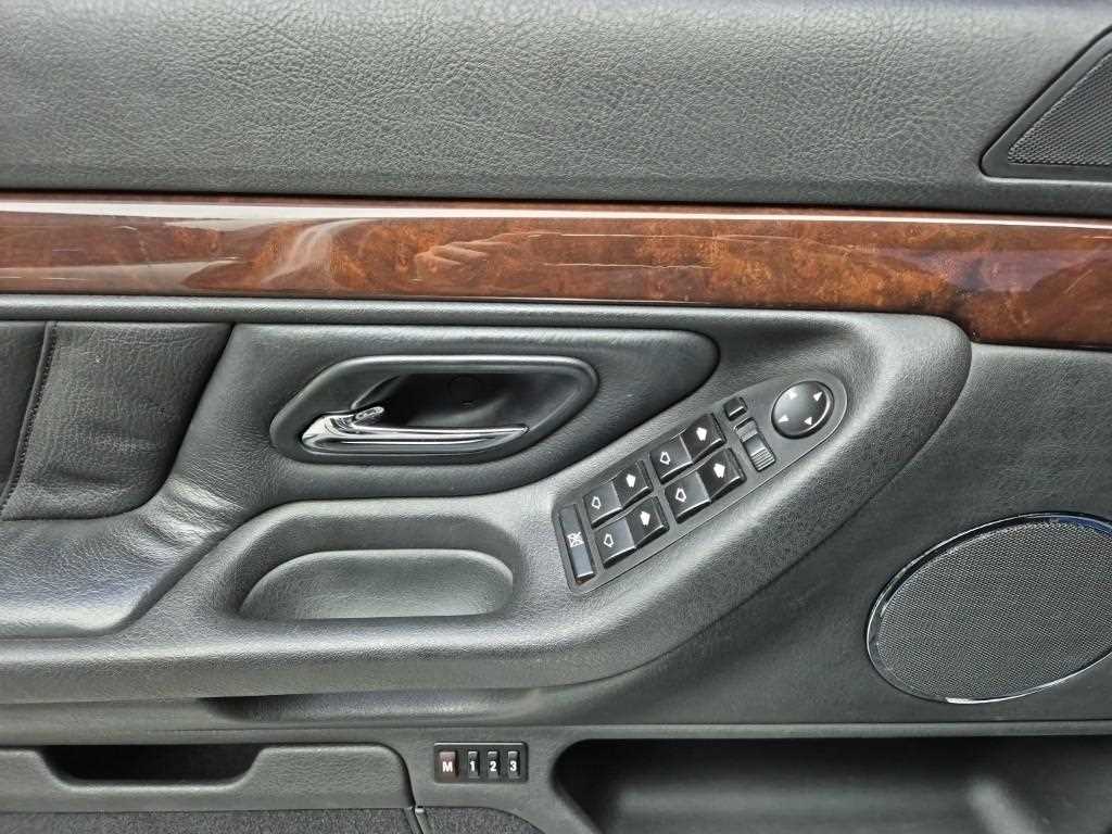 BMW 7 Series 2001 Plateado - Importación desde Corea - HF Imports Iquique - Foto 17