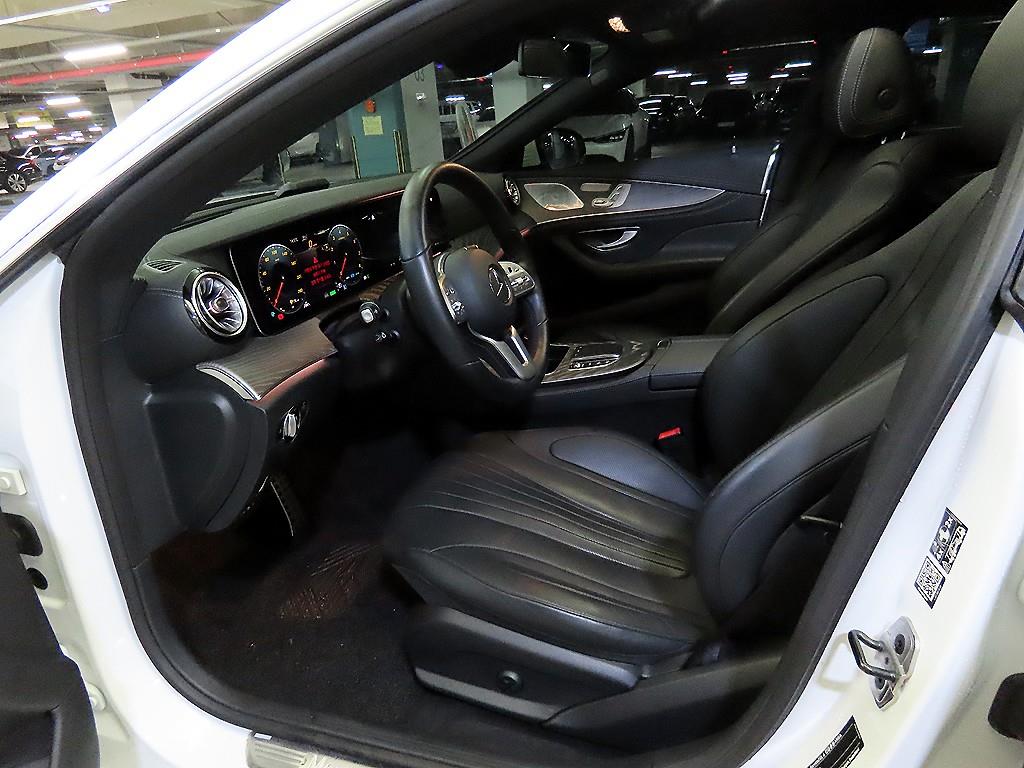 Mercedes Benz CLS Class - Vista 6