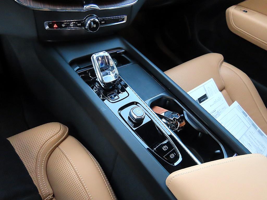 Volvo XC60 - Vista 11