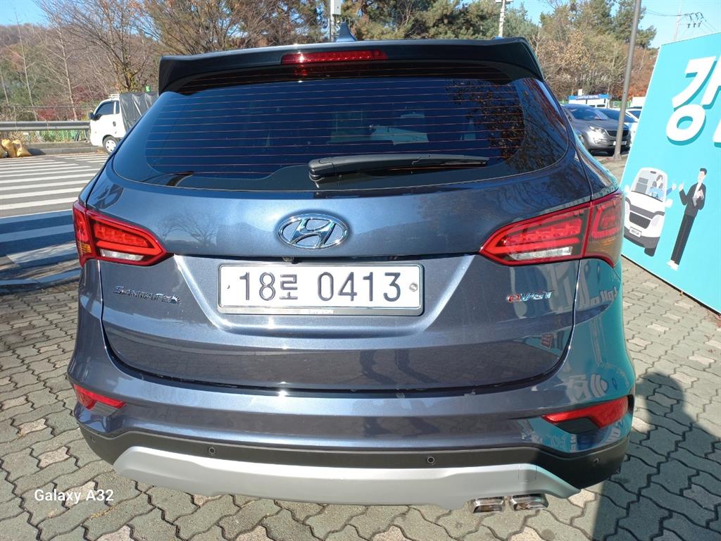 HYUNDAI Santa Fe - Vista 4