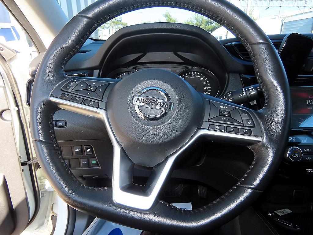 Nissan Extrail - Vista 8