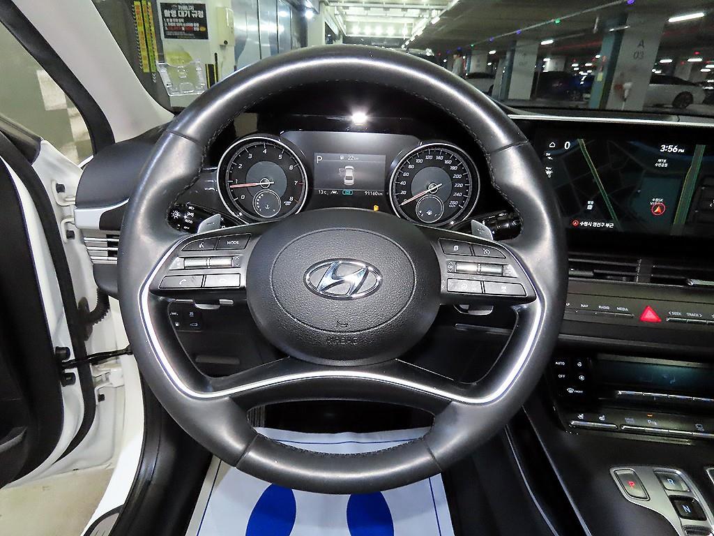 HYUNDAI Grandeur - Vista 8