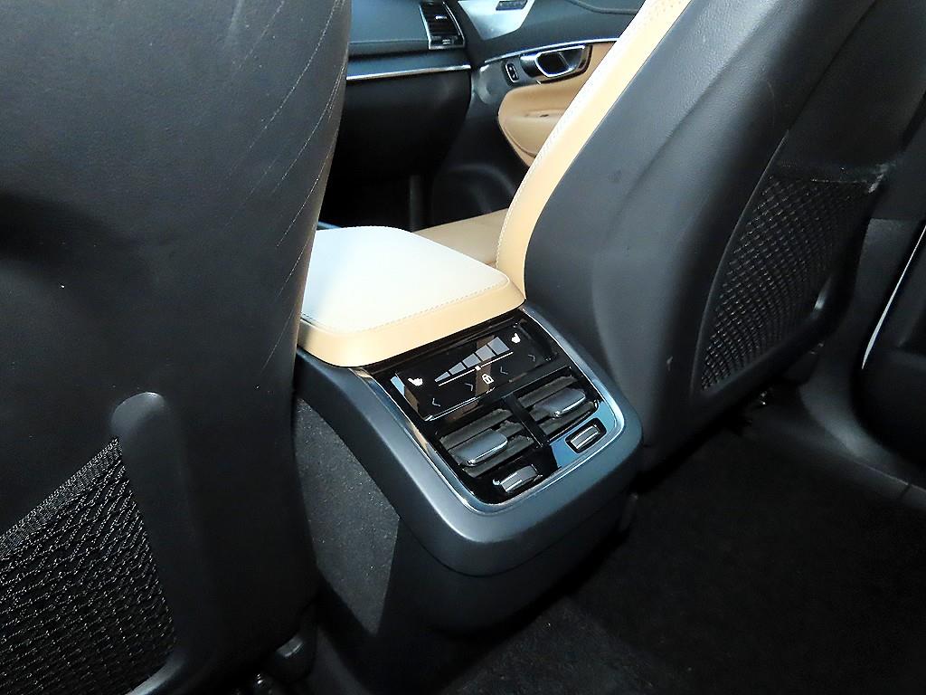 Volvo XC90 2022 Blanco - Importación desde Corea - HF Imports Iquique - Foto 16