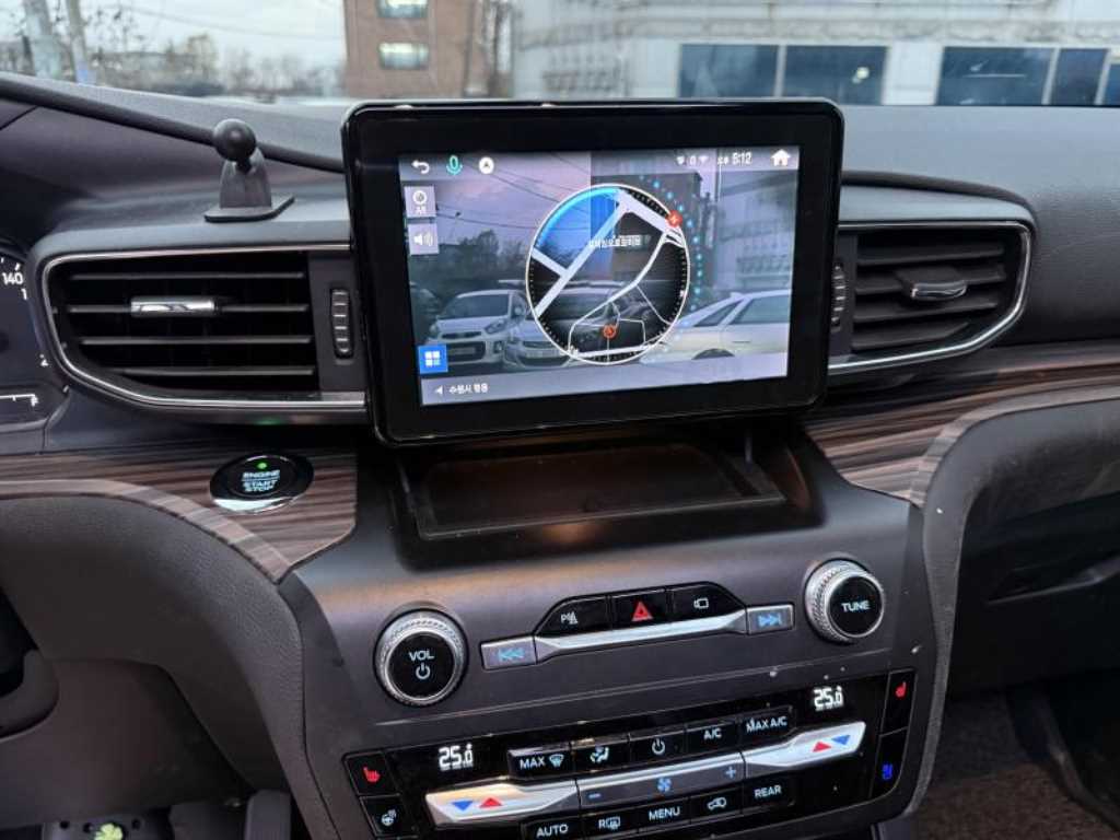 Ford Explorer - Vista 6