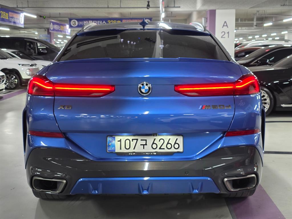 BMW X6 - Vista 4