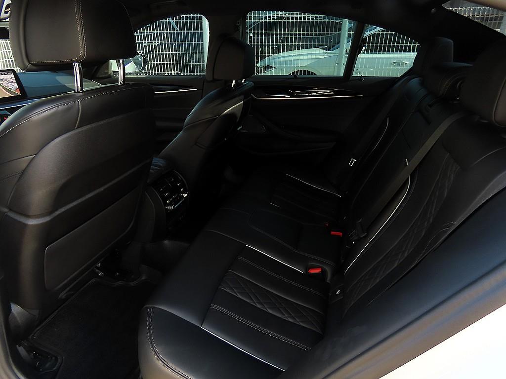 BMW 5 Series - Vista 6