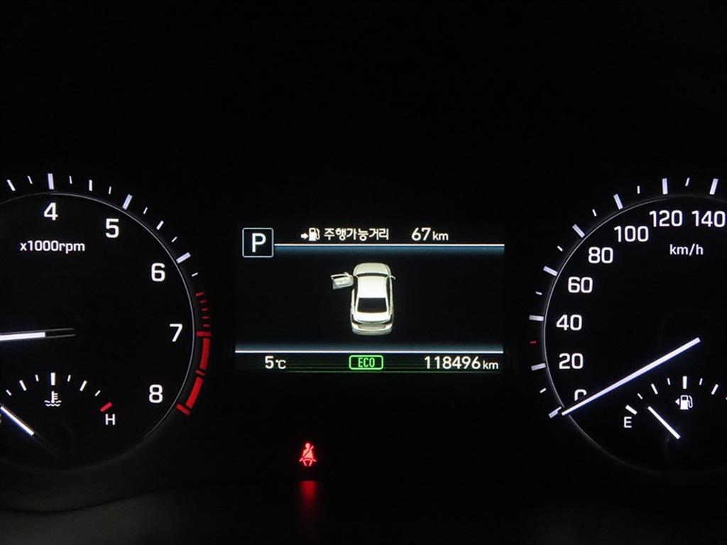 Genesis G80 - Vista 8