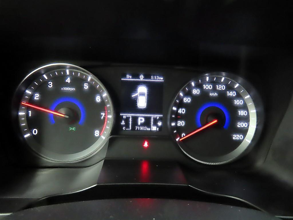 Ssangyong Tivoli - Vista 8