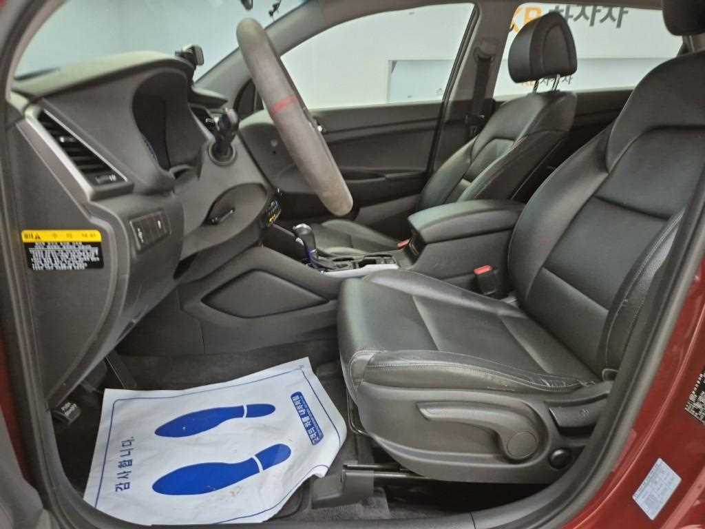 HYUNDAI Tucson - Vista 11