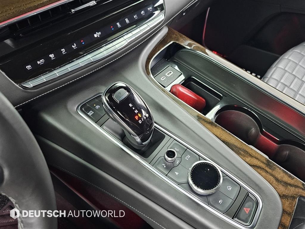 Cadillac Escalade - Vista 9