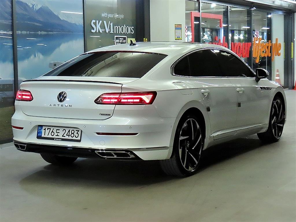 Volkswagen Arteon - Vista 4