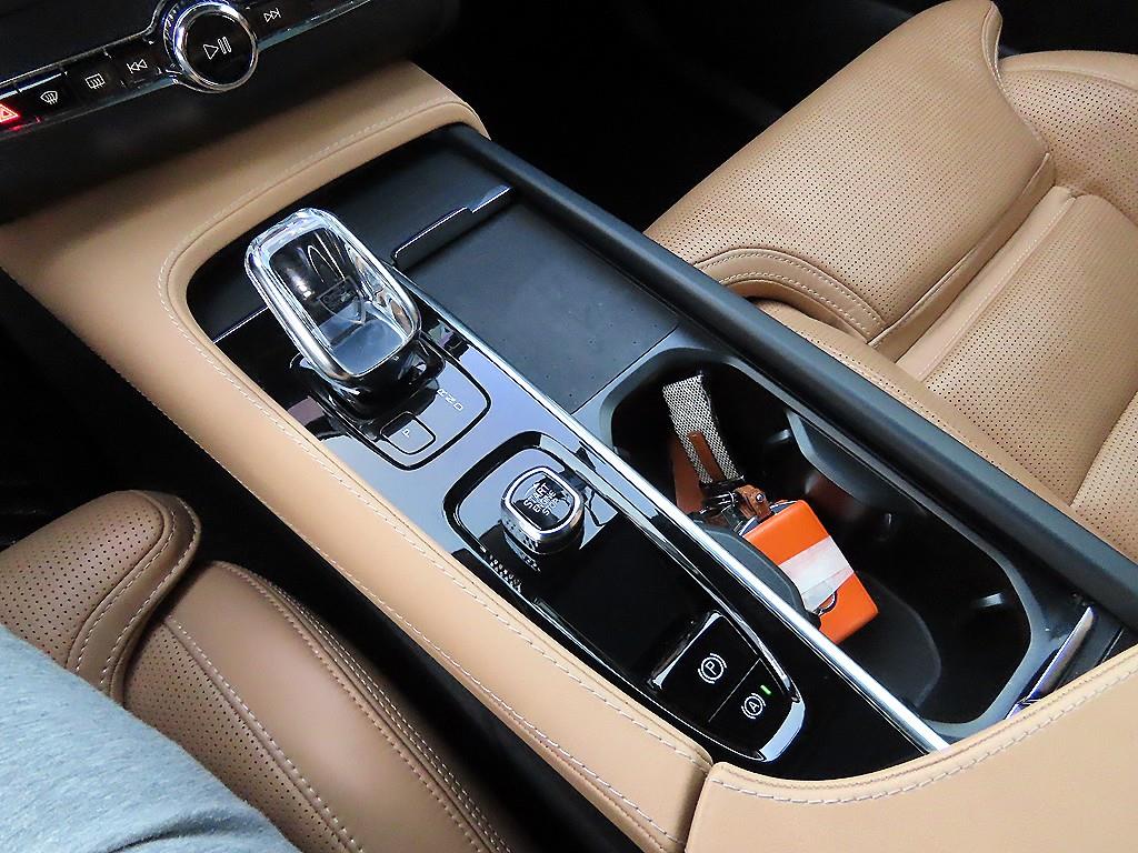 Volvo XC90 - Vista 11