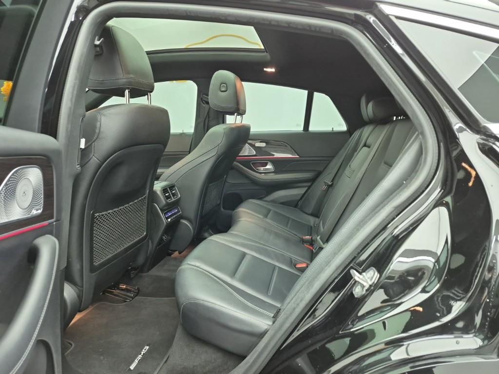 Mercedes Benz GLE Class - Vista 12