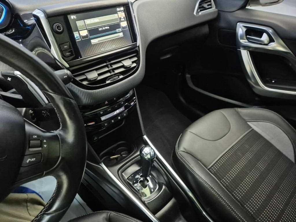 Peugeot 2008 - Vista 10