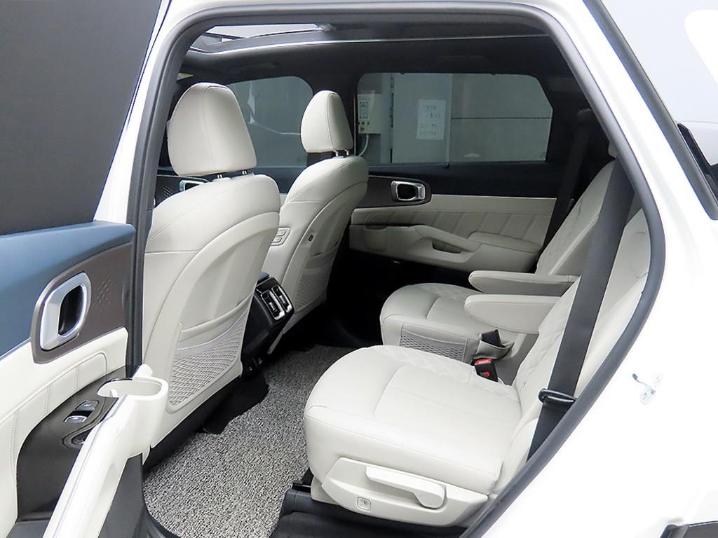 KIA Sorento - Vista 6