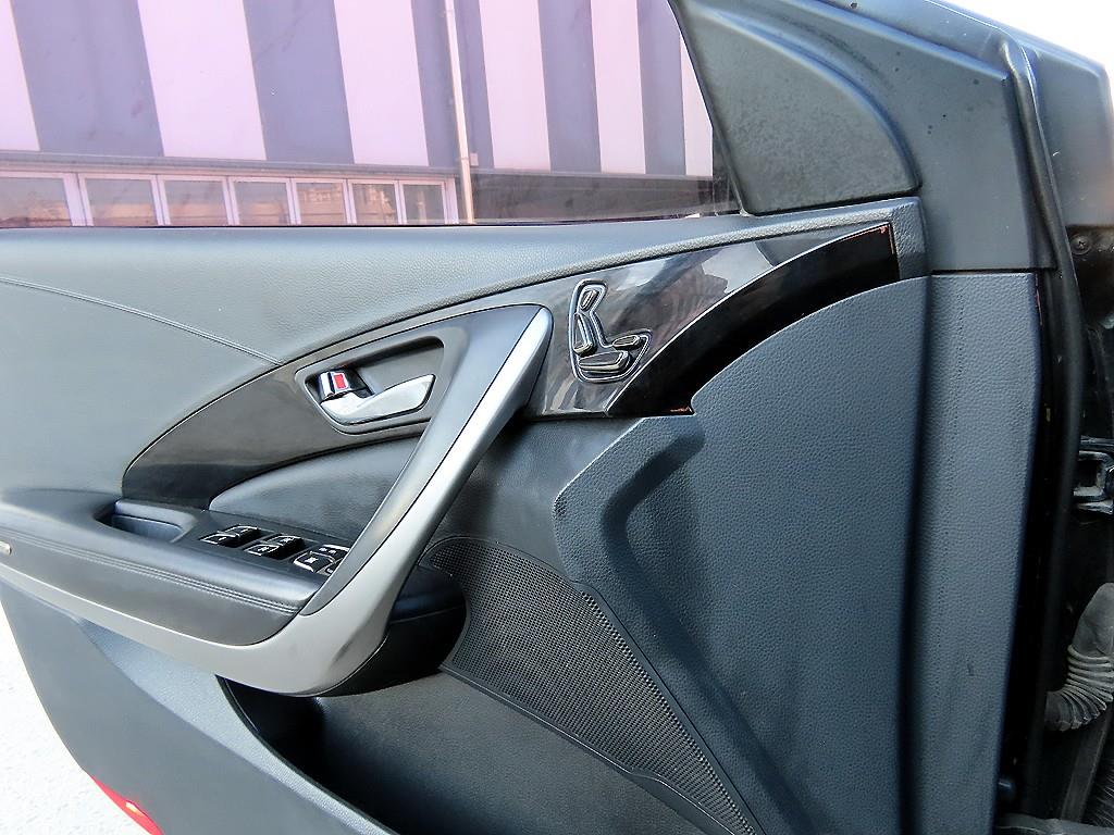 HYUNDAI Grandeur - Vista 11